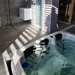 Nyaraló U Rybara S Wellness A Detskym Ihriskom Tarnóc