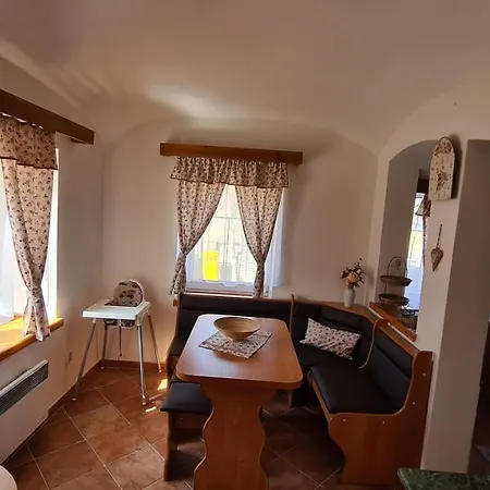 U Rybara S Wellness A Detskym Ihriskom *