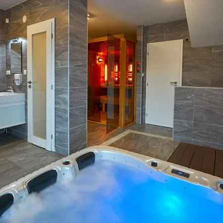 U Rybara S Wellness A Detskym Ihriskom Liptovský Trnovec