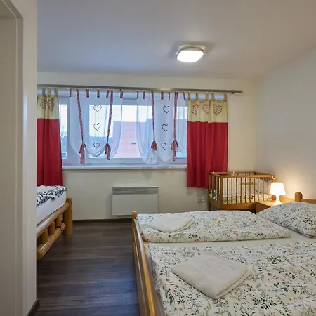 U Rybara S Wellness A Detskym Ihriskom Liptovský Trnovec