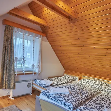 U Rybara S Wellness A Detskym Ihriskom *