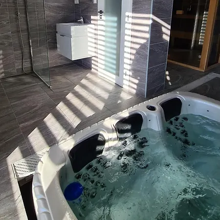 Feriehus U Rybara S Wellness A Detskym Ihriskom Liptovský Trnovec