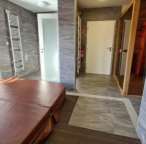 펜션 U Rybara S Wellness A Detskym Ihriskom *