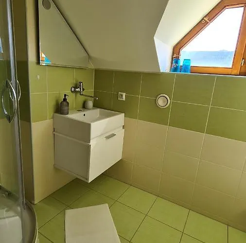 U Rybara S Wellness A Detskym Ihriskom 펜션 *