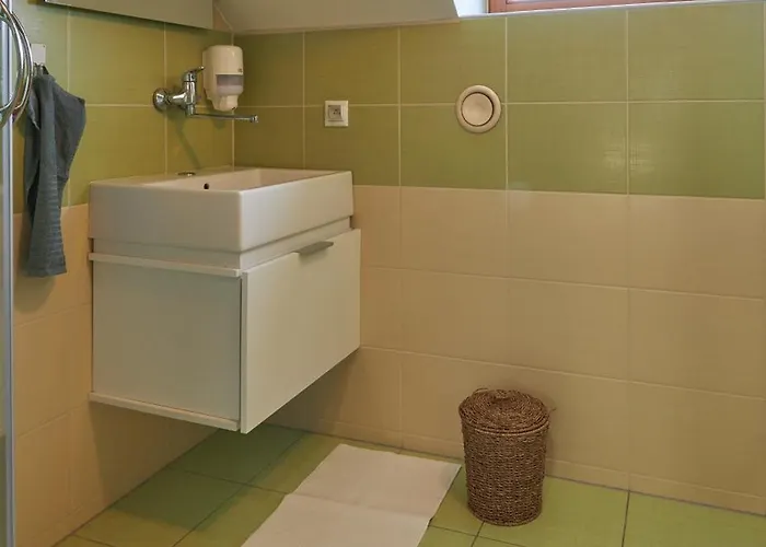 U Rybara S Wellness A Detskym Ihriskom