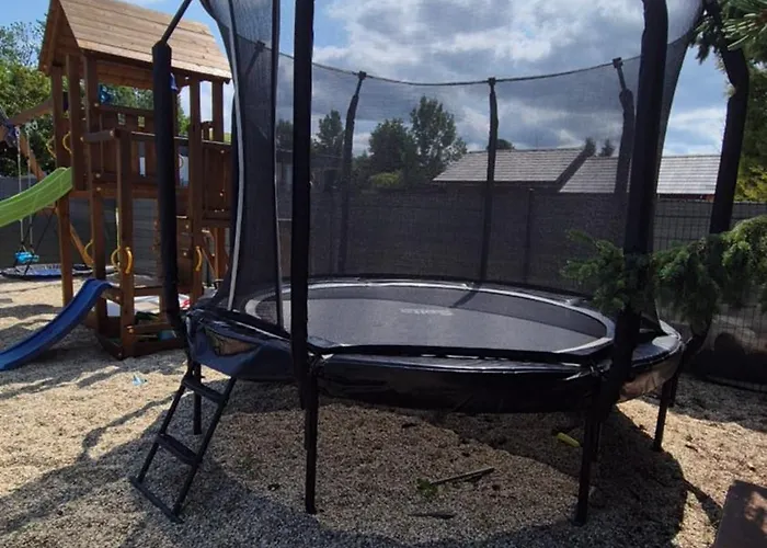 펜션 U Rybara S Wellness A Detskym Ihriskom 립토브스키트로노벡